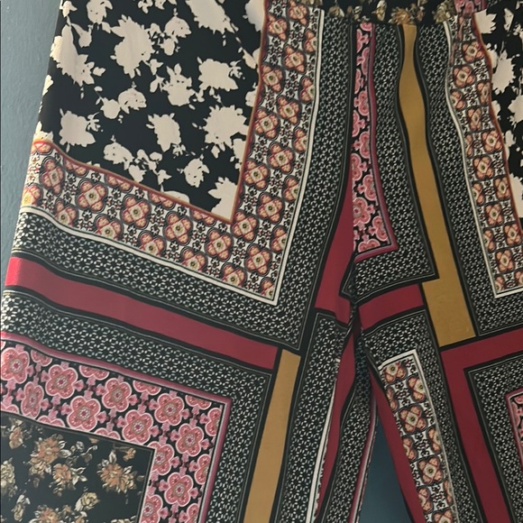 Colorful Geometric Patterned Pants - Picture 2 of 4